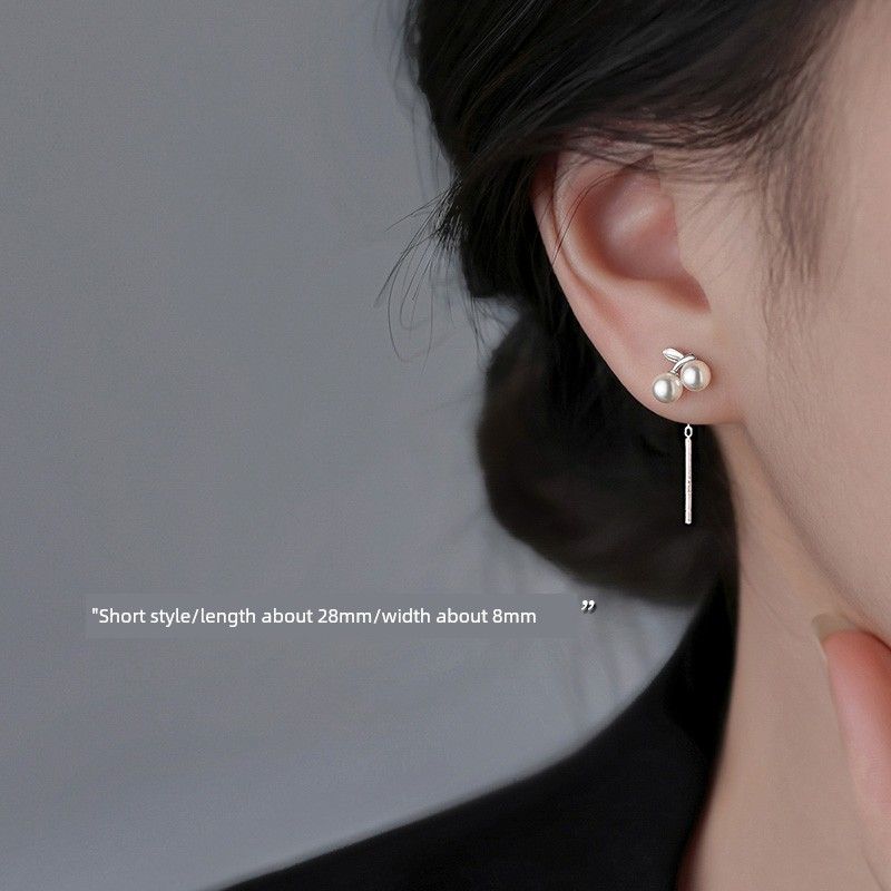 

[Сяннань] Серьги-пусеты из стерлингового серебра 999 пробы с вишнями, новые популярные серьги 2025 года, высококлассные, легкая роскошь, нишевые женские серьги 999 Silver Pearl Cherry Earline short (two price)