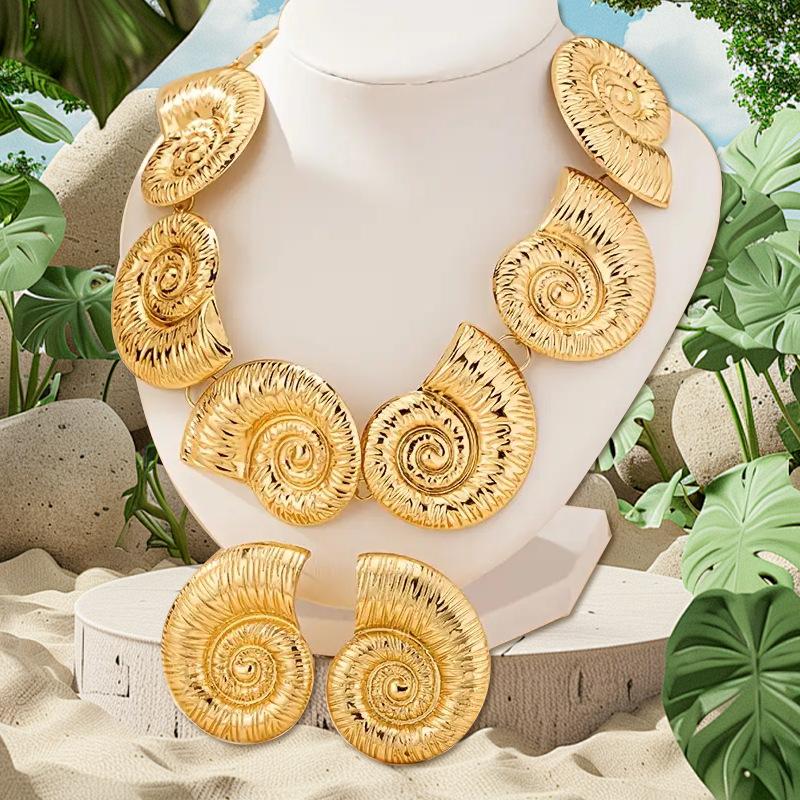 1 Set of Light Luxury Snail Conch Stud Earrings Necklace Set, Vacation Seaside Ocean Retro Personality