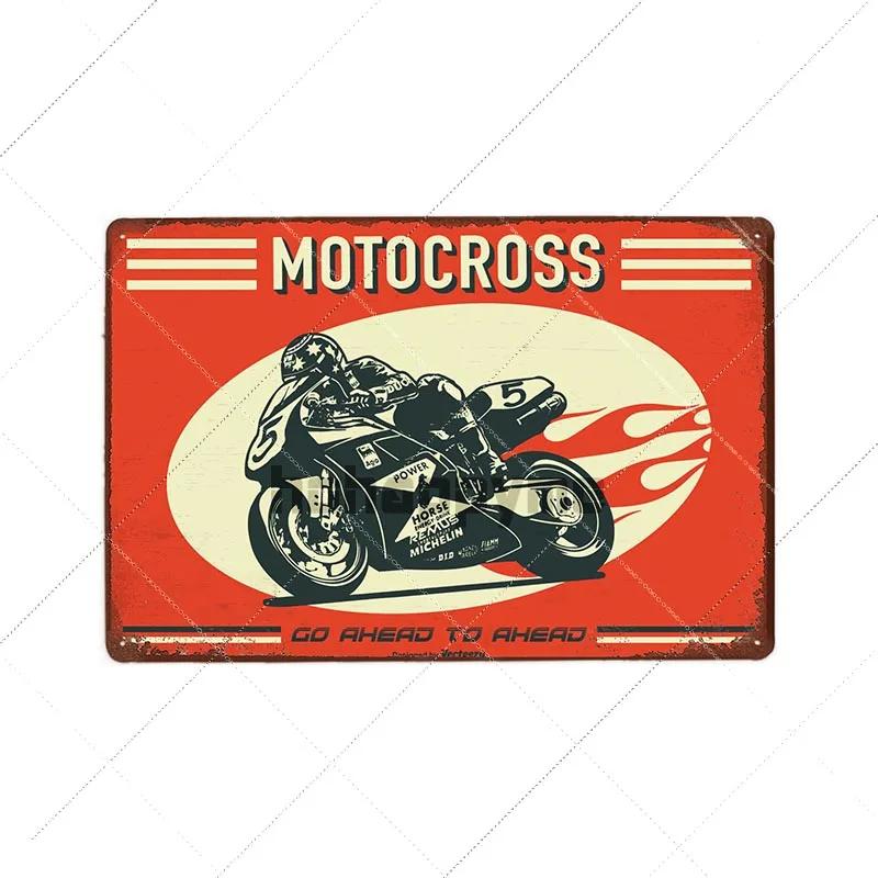 TT Isle Of Man Metal Poster Retro Vintage Tin Signs Motorcycle Races Plaque Wall Plate Pub Bar Garage Home Decor 20x30cm