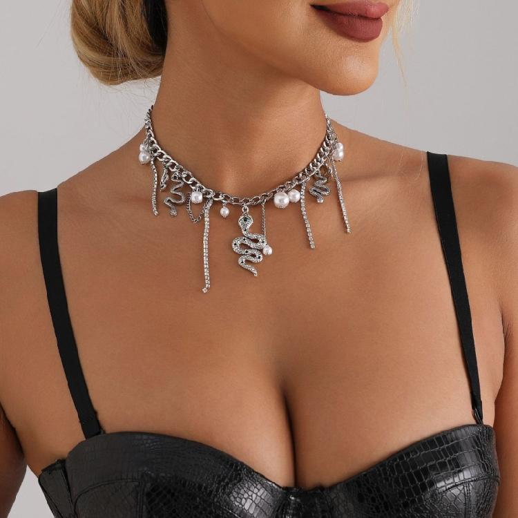 Sophisticated Snake Shape Pearls Pendant Necklace Tassels Necklace Suitable for Women Who Love Distinctive Style