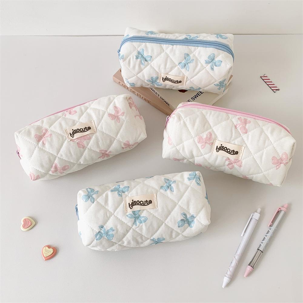 Portable Large-Capacity Makeup & Stationery Bag for Girls