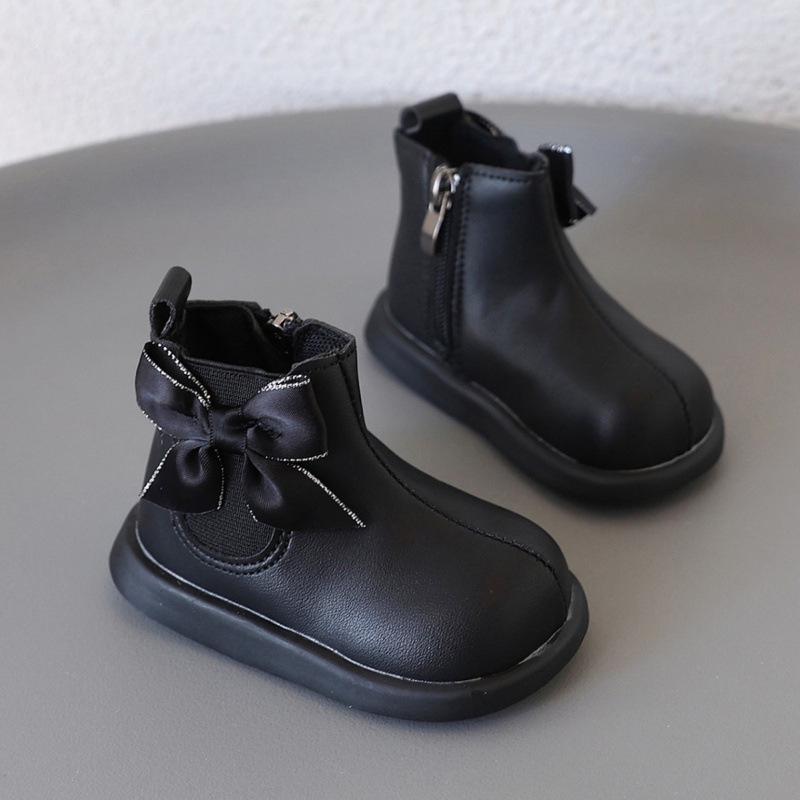 2025 Autumn/Winter Girls' Korean Style Ankle Boots - Fashionable, Soft Sole, Outdoor Martin Boots for Children