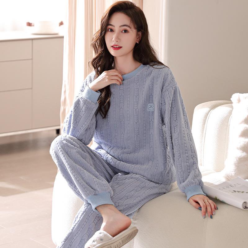 Coral Fleece Pajamas Women'S Winter Thickened Fleece Pullover Flannel Suit Can Be Worn Outside Warm Loungewear In Autumn And Winter