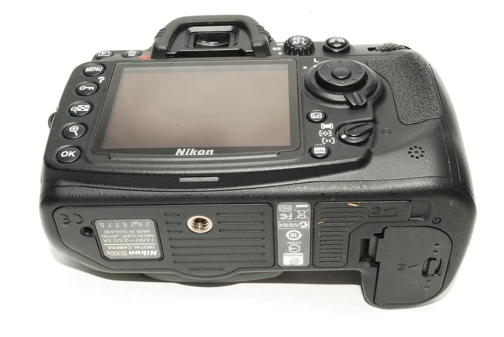 Nikon D300S Digital SLR Camera Body (Refurbished)