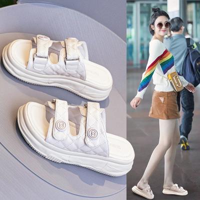 Dicksöhlige Hausschuhe Damen 2025 neu Sommer tragen Mode Muffin cool Hausschuhe lässig Strand Ein-Wort bequem