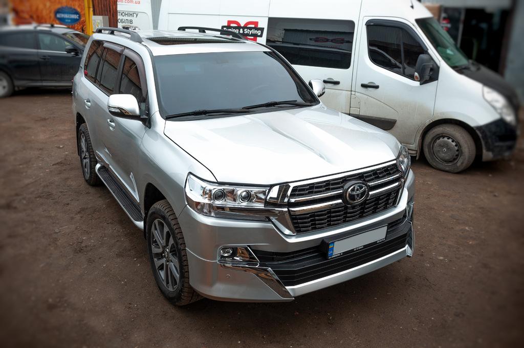 Передние фары 2016-2025 (Standart) для Toyota Land Cruiser 200