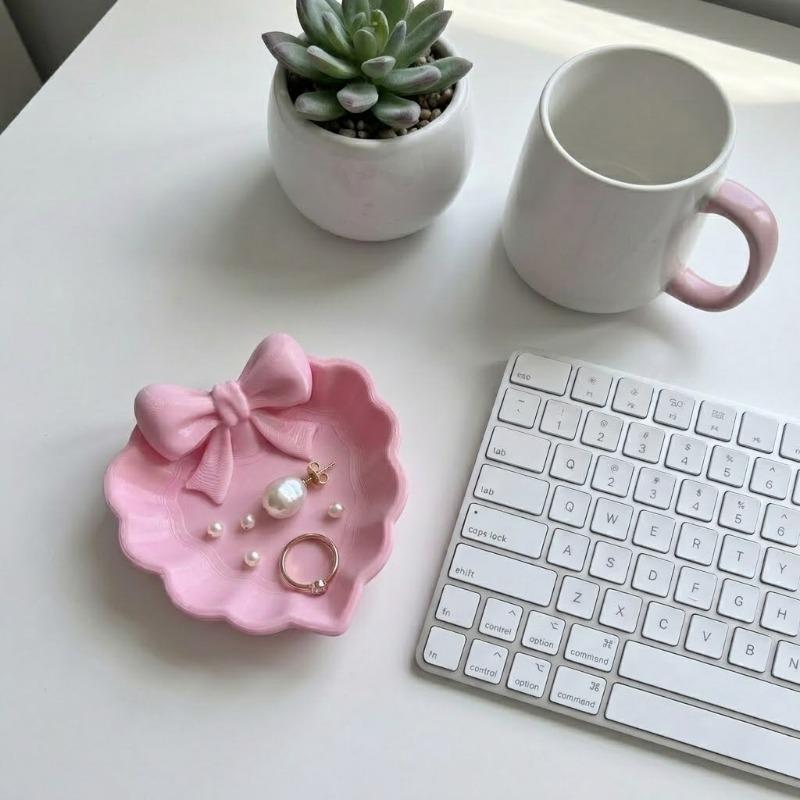 Herzförmige 3D-gedruckte Schmuckschale mit rosa Schleife, Elegante Dekoration für Tisch, Waschbecken & Schreibtisch, Perfekt für die Schmuckaufbewahrung