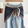 1 Stück High-End Retro Mode Dreieckiger Bindekopfschal Damen Neu Nischenmode All-Match Schal Jeans Gürtel Dreieckiger Schal