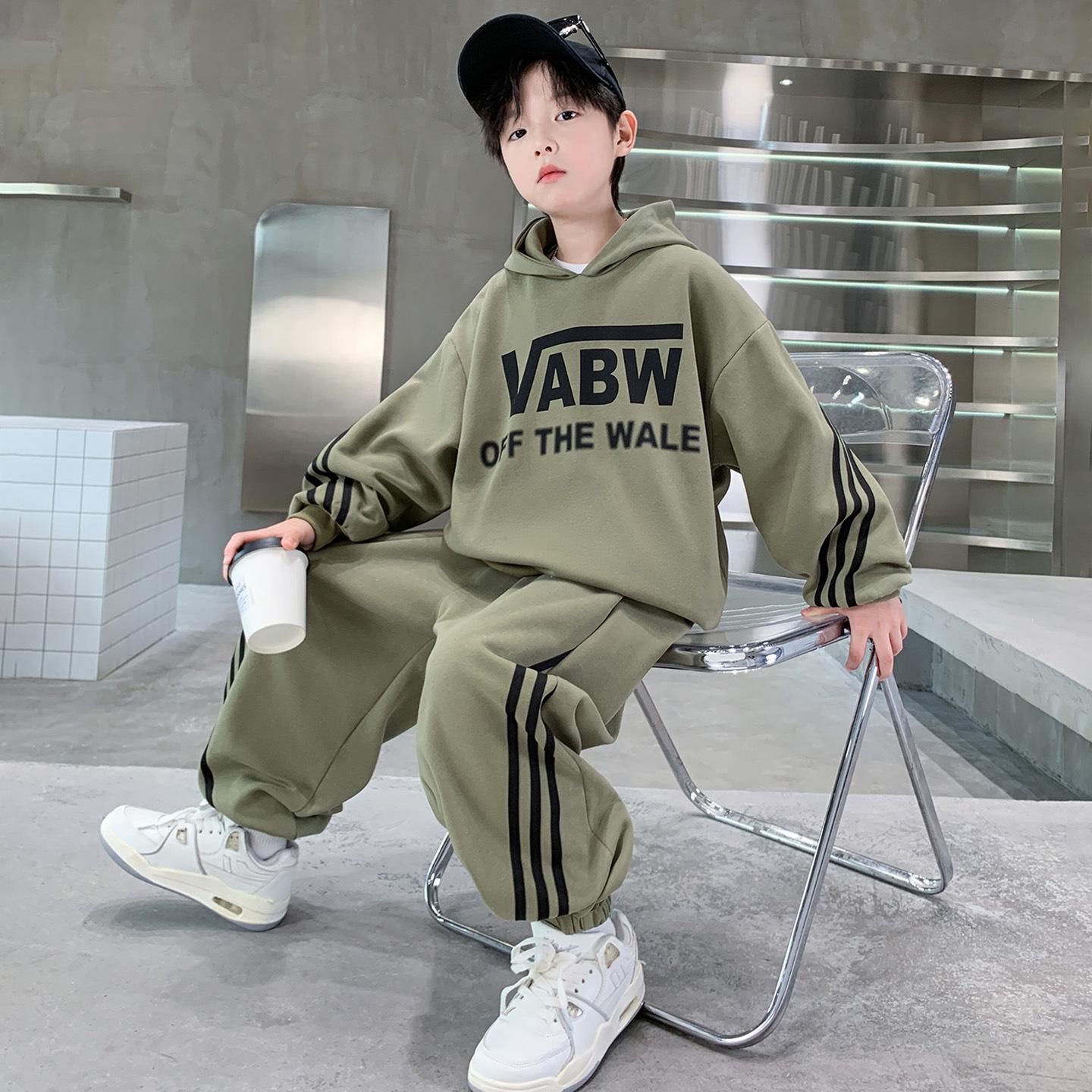 

Спортивный костюм-двойка для мальчиков на весну/осень 2025 года с капюшоном и молнией 140cm (~130cm height)