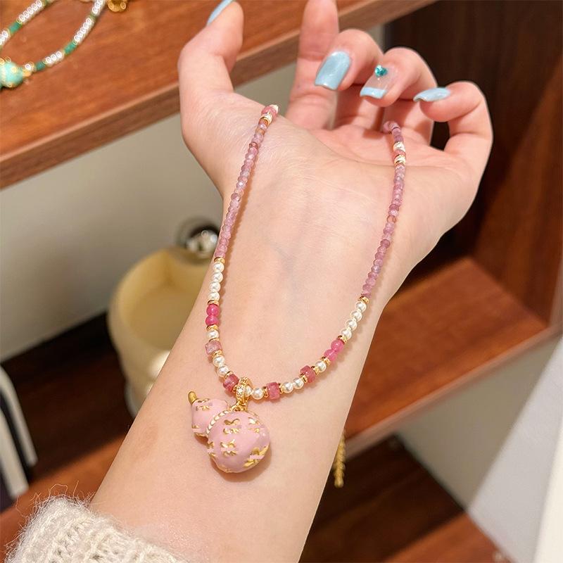 New Chinese Vintage Natural Stone & Crystal Beaded Necklace Elegant Freshwater Pearl Luxury Clavicle Necklace