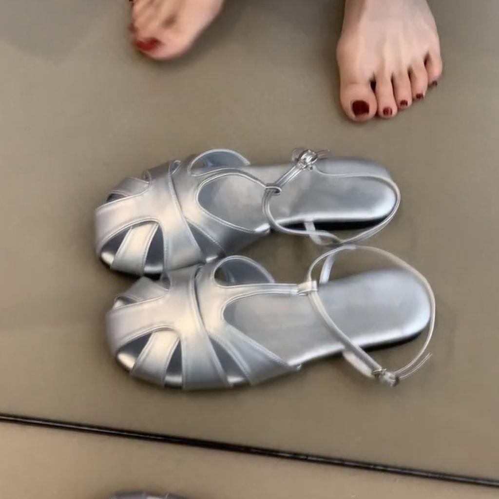 Soft leather version~ retro literary and artistic hollow bag head sandals women's one-word buckle woven flat-soled Roman shoes casual pig cage shoes