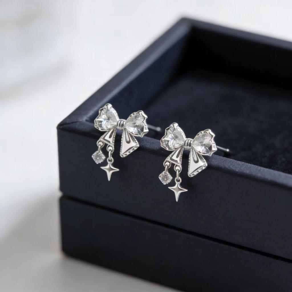 Exquisite Cubic Zirconia Butterfly Starburst Stud Earrings: Trendy, Versatile, High-End Fashion for Women