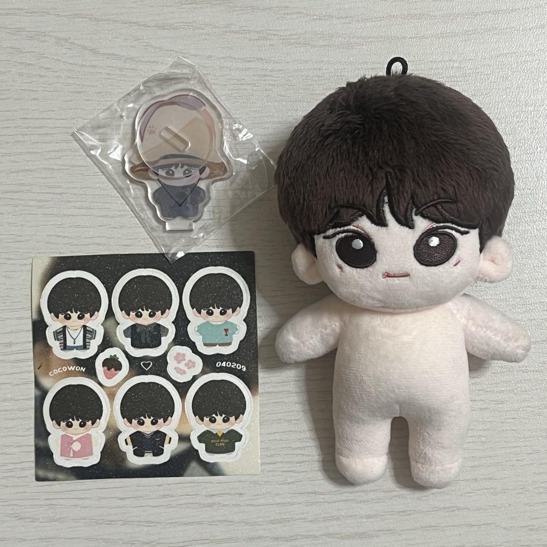 

[Б/У] ENHYPEN Чонвон Плюшевая игрушка Мастер Бонус - Включена плюшевая одежда