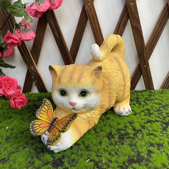 Solar Garden Cute Cat Statue with LED Butterfly Light Outdoor Waterproof Resin Sculpture for Porch Patio Balcony Lawn Yard Decor