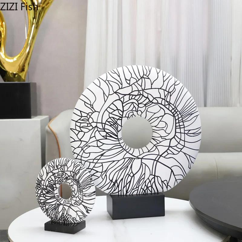 Abstract Black Lines Circular Ring Ornaments Desk Decoration Modern Crafts Creative Resin Ring Statue Room Aesthetic Decor