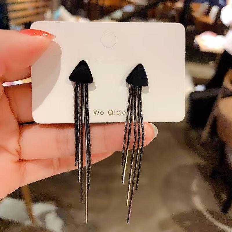 2024 Trendy Luxury Tassel Earrings – Simple, Versatile Bestseller for Women