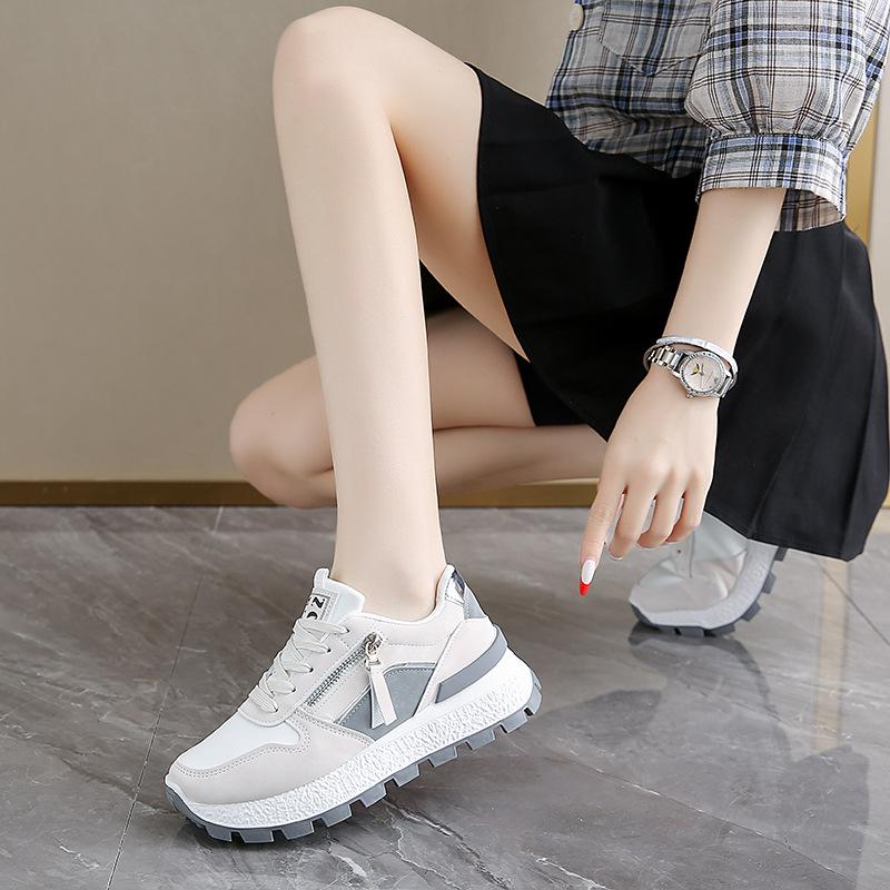 Autumn Women's Shoes Women's New Retro Leather Surface Height Increasing Casual Shoes Fashion Thick soled Sports Shoes