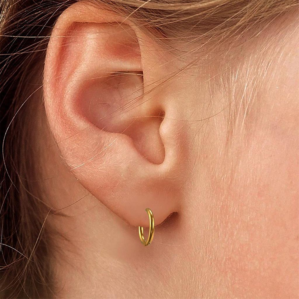 Small Commodities, European And American Style, Round Stainless Steel Ear Loops, Ear Rings, Titanium Steel Round Wire Earrings And Earrings.