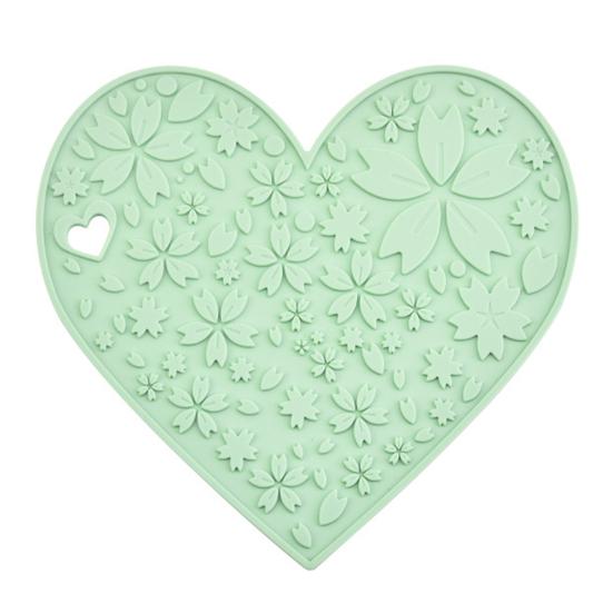 Napperon imperméable à isolation thermique, tapis de Table, Design antidérapant, dessous de verre en Silicone en forme de cœur, couleur riche, pour boissons