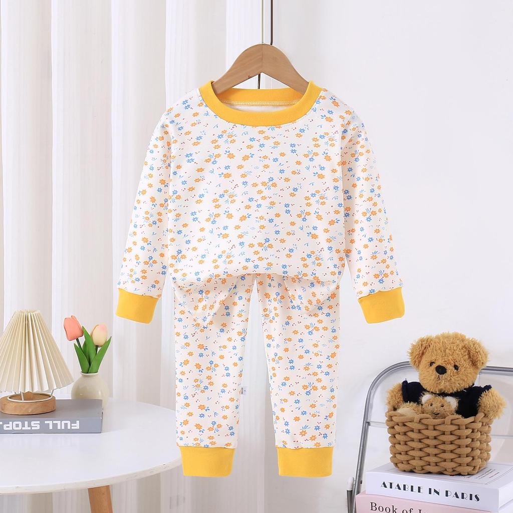 Children's Warm Long Johns Set - Two-Piece Pajamas for Small & Medium Kids, Ideal for Autumn and Winter.
