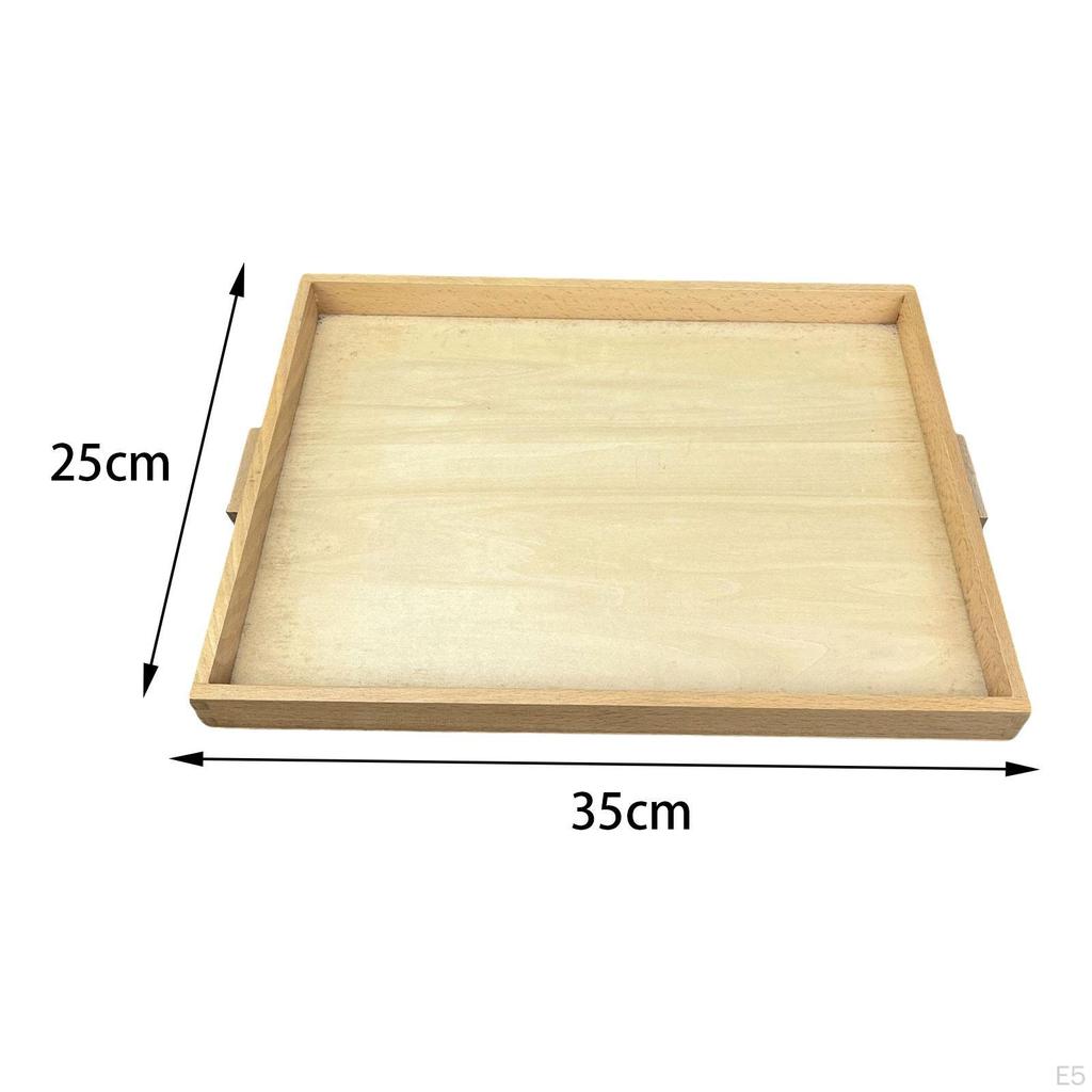 Elegantes Serviertablett aus Holz für die Unterhaltung zu Hause