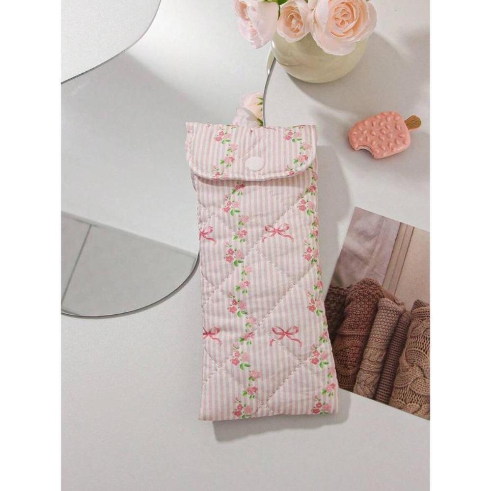 New Pink Heart Small Glasses Bag Flower Bear and Strawberry Pencil Pouch Cute Sweet Women Makeup Bag Gifts