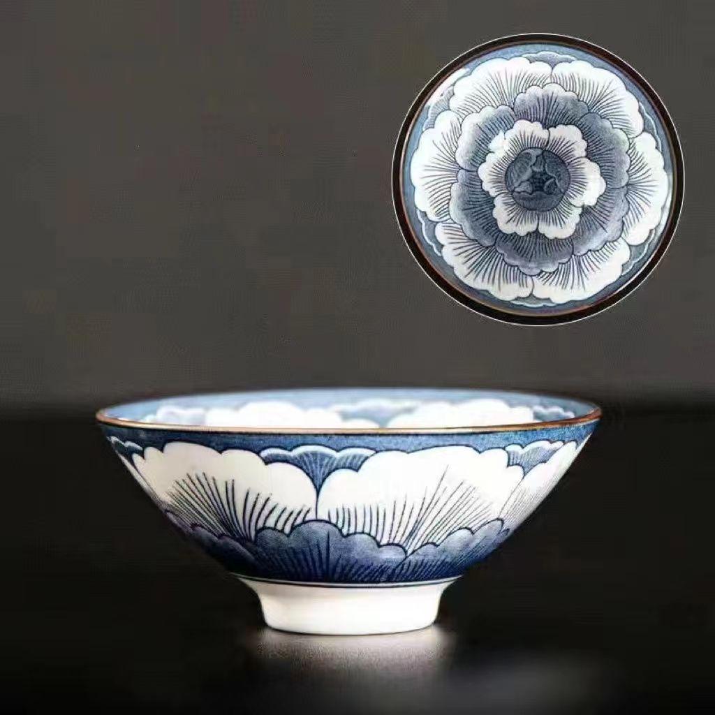 Porcelain Blue and White Kung Fu Teacup Set – Single Douli Cup for Tea Tasting