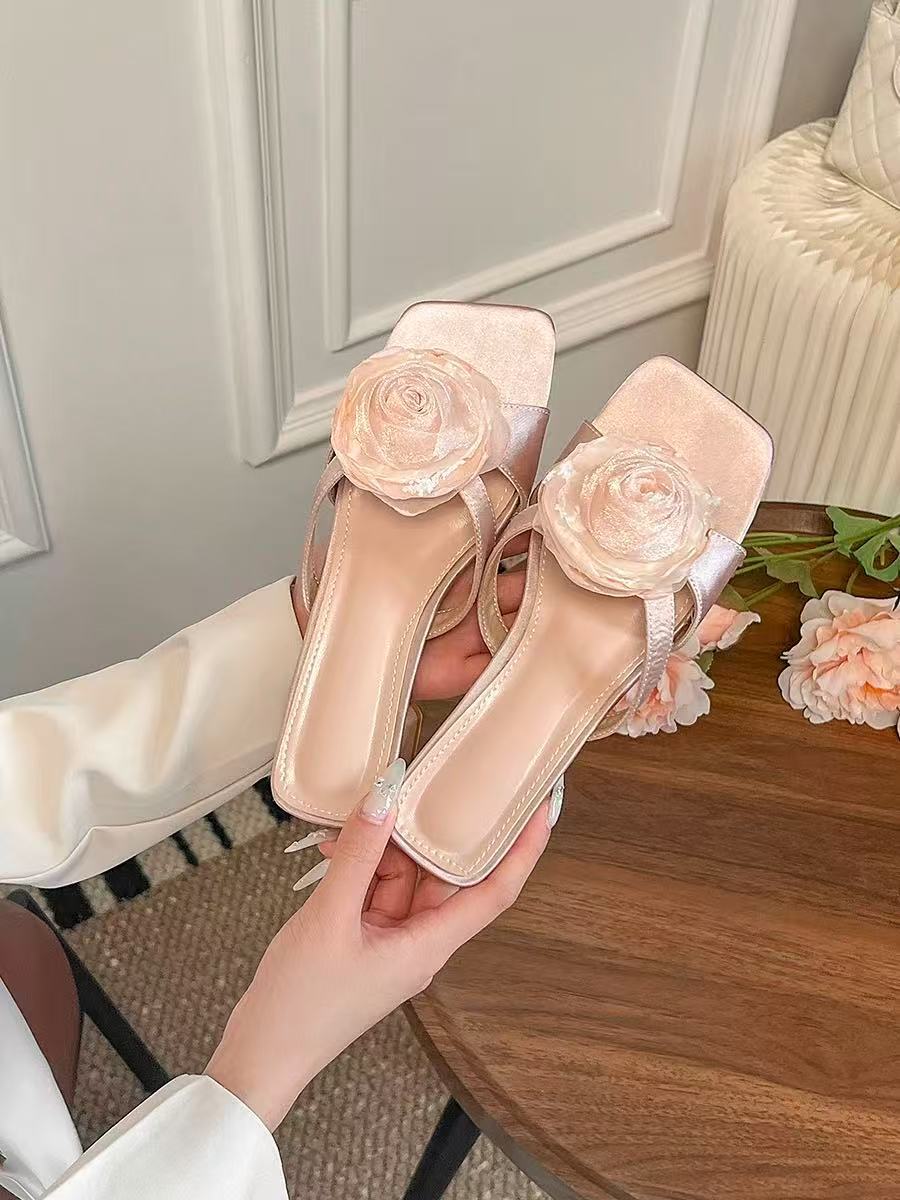 

Rose rose Chinese flower thick heel sandals women s summer 2025 new square head middle heel Muller women s cool slippers 40