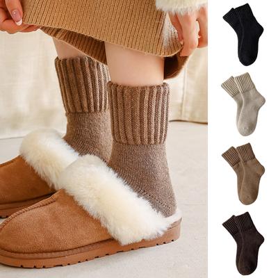 Unisex Winter Socks Warm Thickened Crew Socks Ribbed Stretchy Casual Thermal Socks for Men Women Daily Errands Hiking Skiing
