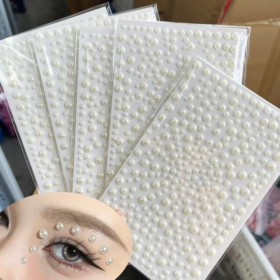 Diamond Stickers Dazzling Luster Decoration Easy Peel And Stick Decals for Cards Photo Frames Phone Cases Scrapbook