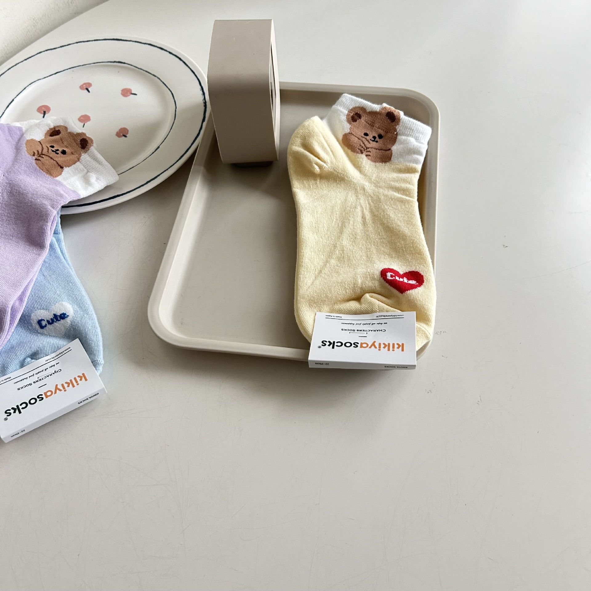 Spring, Summer and Autumn Women s Animal Short Cotton Socks One size fits all жёлтый