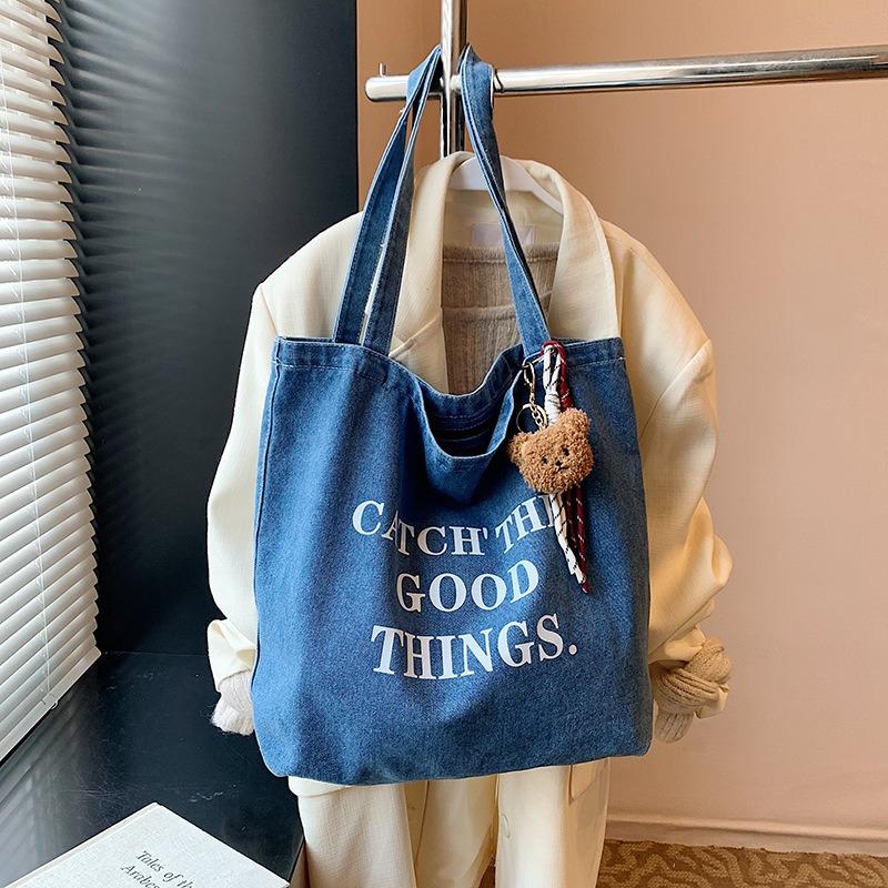 Casual relaxation letter bag women's new fashion college student class shoulder bag denim tote bag