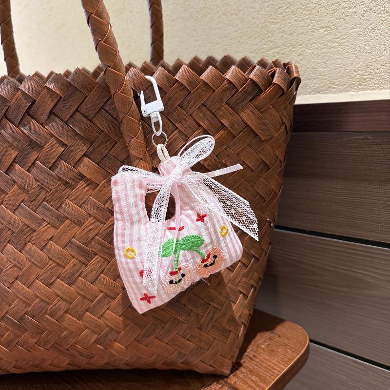 Cute Mini Vegetable Shopping Bag-Shaped Keychain With Cartoon Embroidery For Backpack Decoration And Daily Use