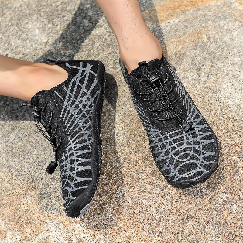 

Cross-Border Non-Slip Breathable Outdoor Beach Shoes for Men & Women 42