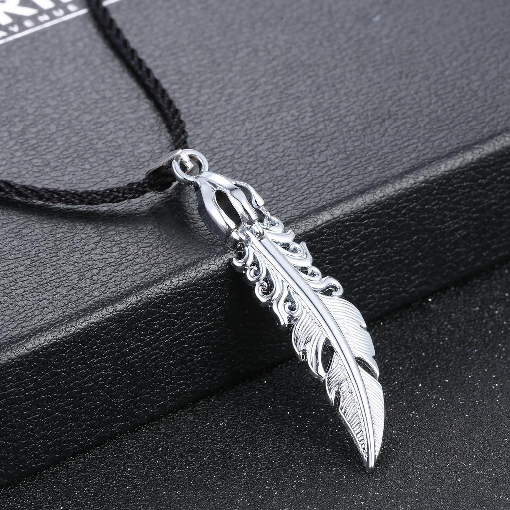 Rinhoo Herren Punk Dragon Flame Titan Edelstahl Coole Lederkette Anhänger Halskette Herren Charm Halskette Schmuck