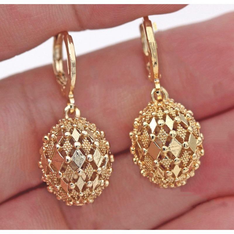 Vintage Metal Hollow Ball Drop Earrings Elegant Women's Classic Creative Hollow Ball Zircon Party Gift Accessories