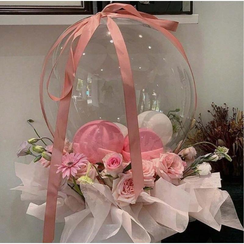 8 18-inch bouncy balls, which can decorate your party very well and are suitable for birthday parties, theme parties, etc