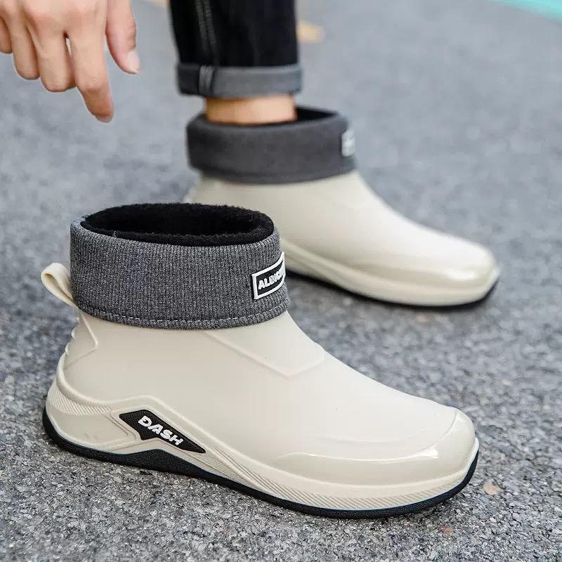Men's Rain Boots New Short Tube Rain Boots Outdoor Waterproof and Anti Slip Fishing Shoes with Cotton Lightweight Rain Shoes