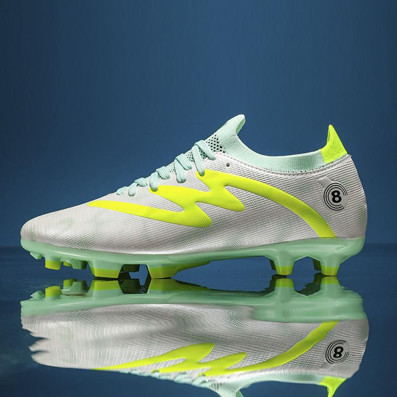 32-45 Men's Large Size Football Shoes Kids Low Top Short Nail Outdoor Anti-slip Football Boots