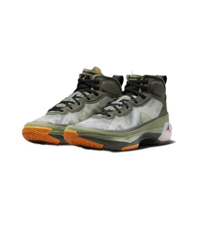 Air Jordan Undefeated x Air Jordan 37 SP Flight Jacket DV6255-300