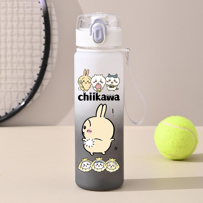 550ml Nanka Chiisakute Kawaii Yatsu School Drink Bottle Usagi Chiikawa Hachiware Plastic Gradient Color Water Cup Gourde Gift