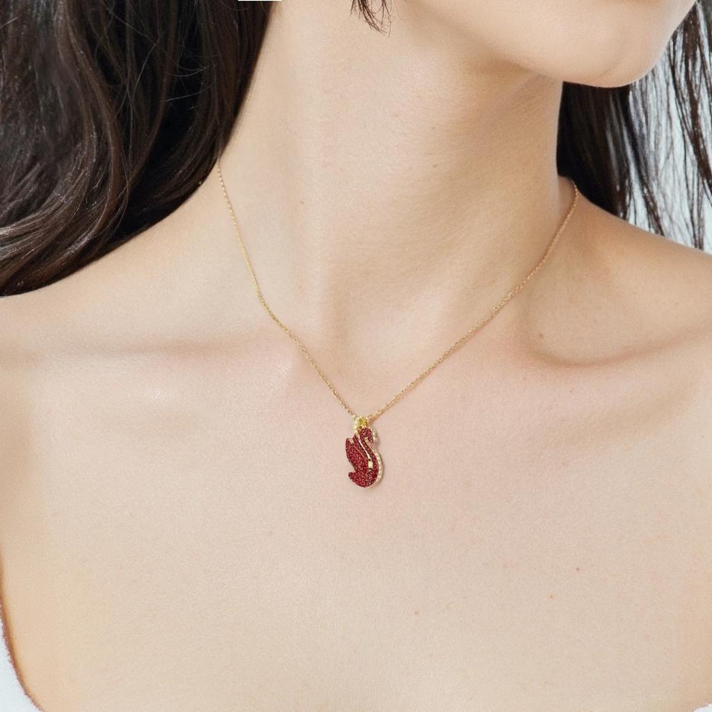 Swarovski Swan Fashion Trend Red Swan Necklace Women Necklace 5647871