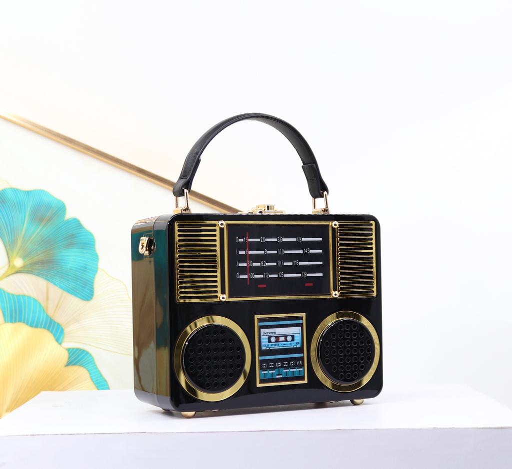 Super Products Fashion Acrylic Hard Box Girls Personality Ladies Handbag Classic Radio Square Shoulder Women Bag 20 Cm
