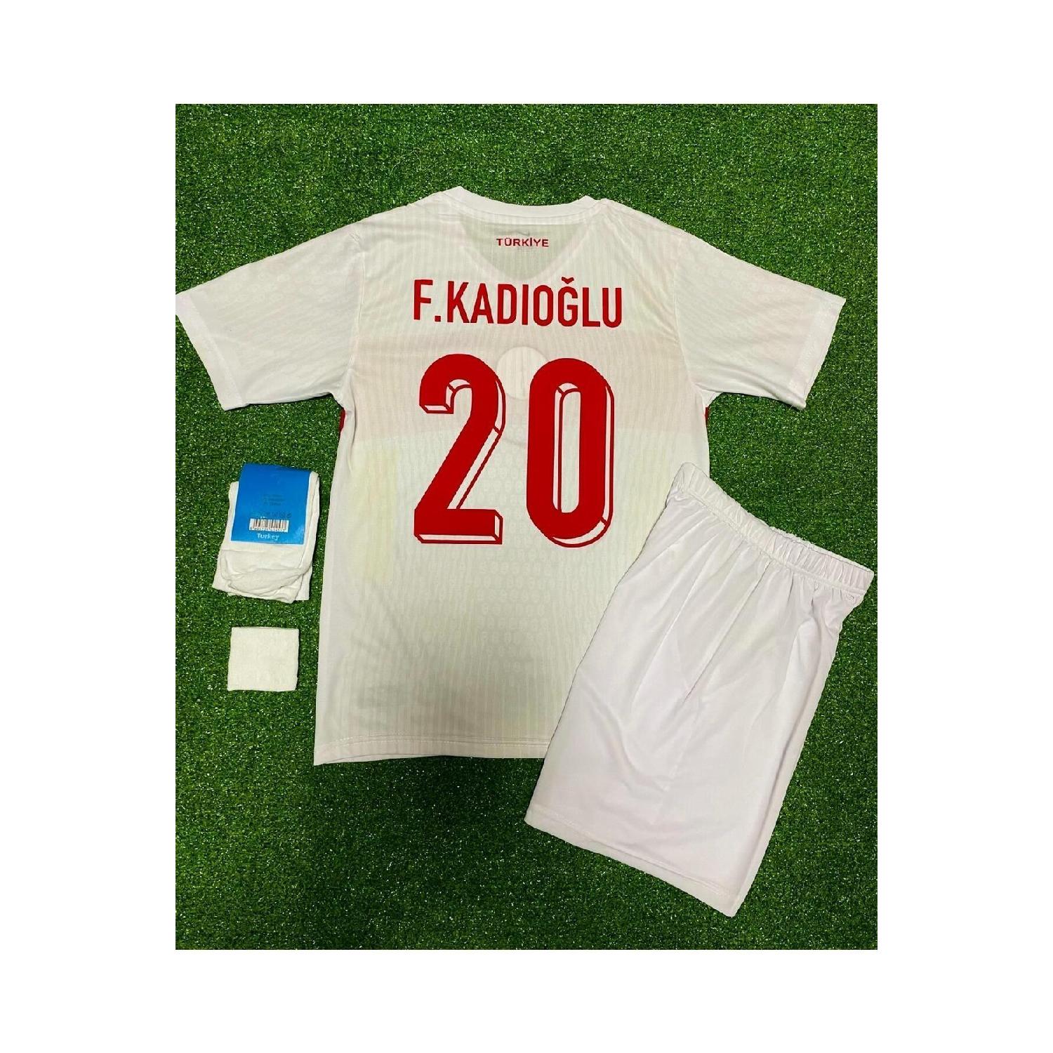 

Комплект из 4 детских футболок Ferdi Kadolu для чемпионата Европы по футболу 2024 года в Турции (белый) 5-6 Yaş белый