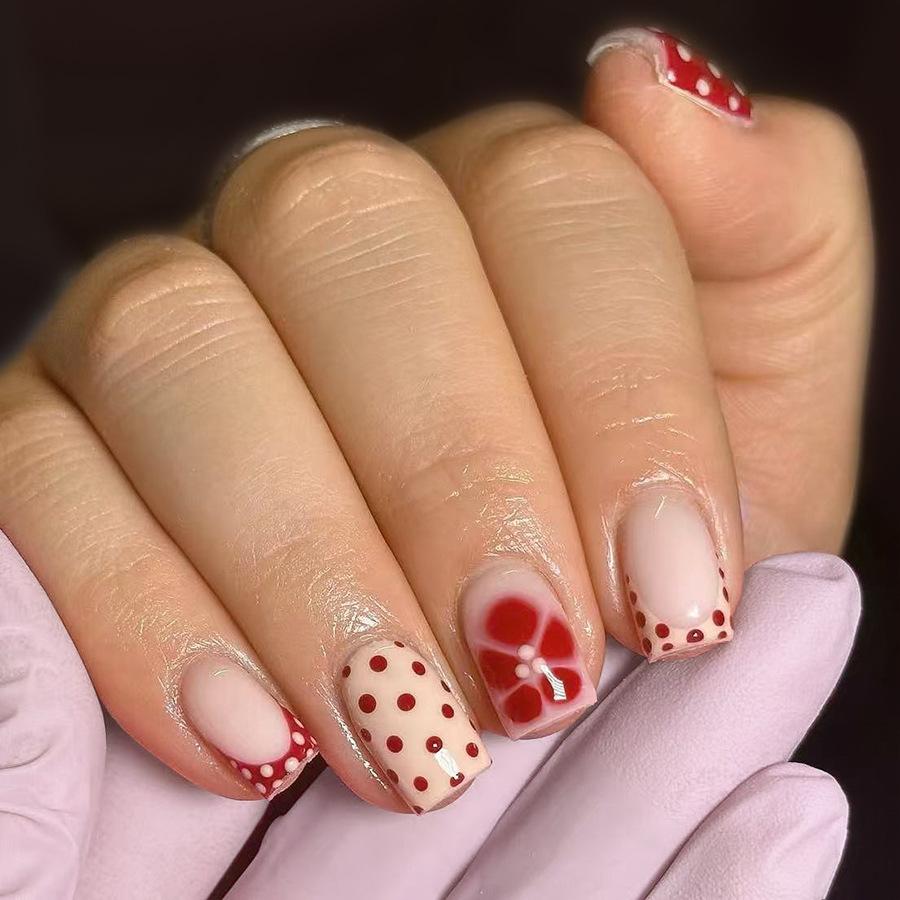 24pcs Leopard Print French False Nail Spicy Girls Flower Brown Short Square Fake Nails with Diamond Design Press On Nails Sets