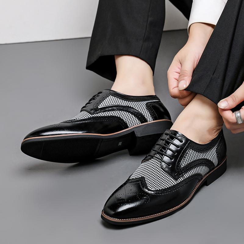 Fashion 2025 Spring British Two-Tone Brogue Shoes Men Leather Low-Cut Casual Shoes Anti-Slip Breathable Office Daily Wear Oxford Shoes
