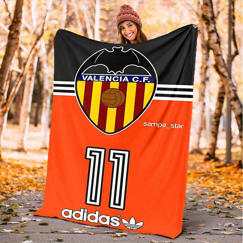 

1pc Valencia CF Digital Printed Flannel Blanket, Super Soft Plush Fleece Bed Cover, Multipurpose Four Season Blanket for Sofa, Bed, Office, 150x180cm