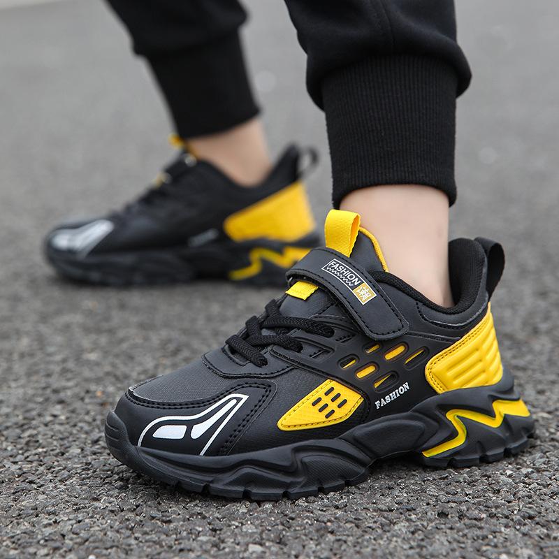 Boys' shoes 10-15 years old spring and autumn new leather surface light soft sole children's student light running sports shoes