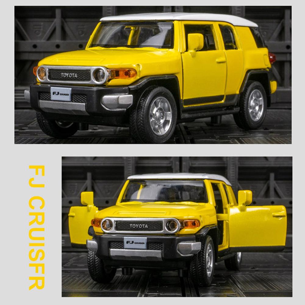 1/32 Scale Toyota FG Cruzer Game DICAST Multi-purpose Sports Car Model with Rear Trailer Model That Can Open The Door Group As A Gift for Young Boys