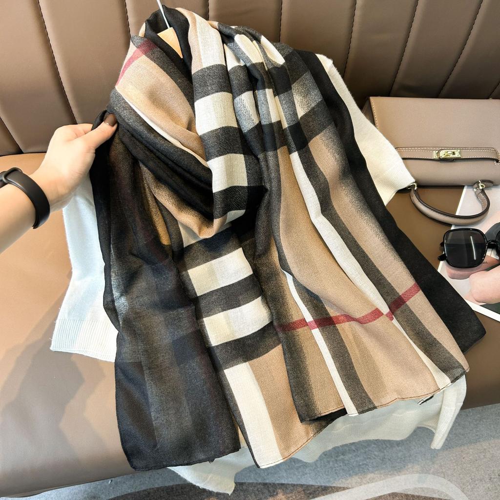 2025 New Cotton and Linen Feel Simple Color Matching Scarf Korean Version Fashion Foreign Style Travel Sunscreen Yarn